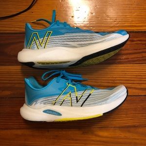 New Balance FuelCell Rebel v2